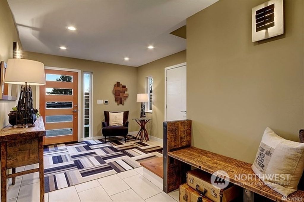 Photo of 2139 Harbor Avenue SW, Seattle, WA 98126 (MLS # 2078100)