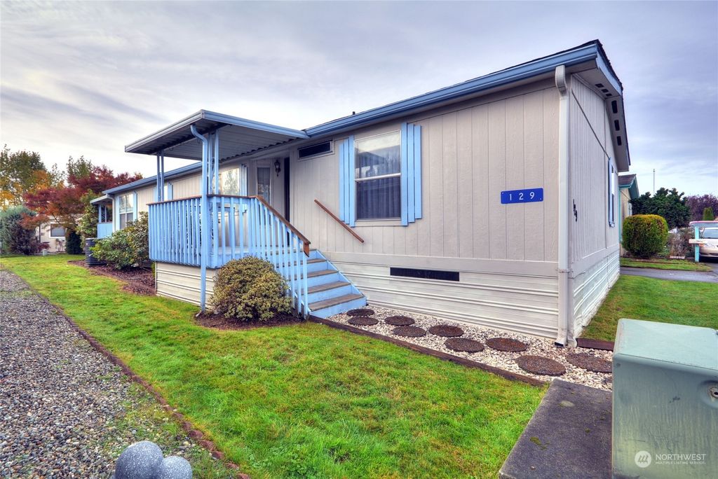 Photo of 16600 25th Avenue NE #129, Marysville, WA 98271 (MLS # 2171741)