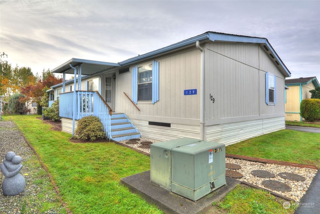 Photo of 16600 25th Avenue NE #129, Marysville, WA 98271 (MLS # 2171741)