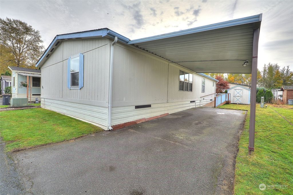 Photo of 16600 25th Avenue NE #129, Marysville, WA 98271 (MLS # 2171741)