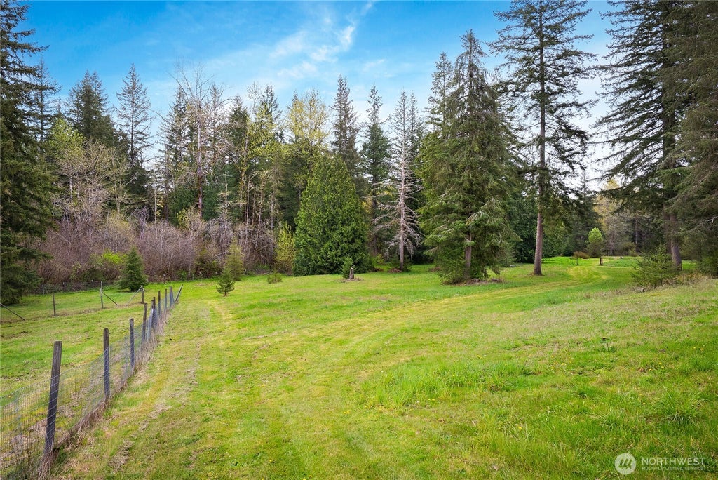 Photo of 4421 199TH AVENUE SE Ave, Snohomish, WA 98290 (MLS # 2590934)
