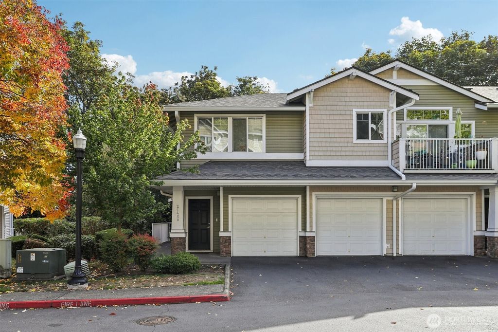 Photo of 21450 40th Place S #C, SeaTac, WA 98198 (MLS # 2444322)