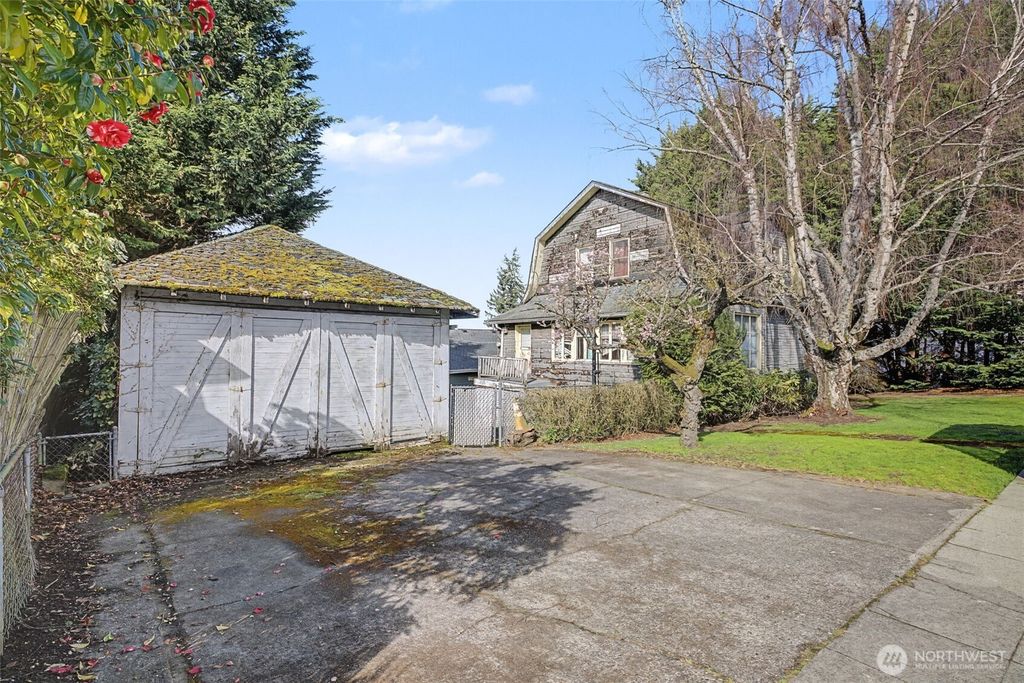 Photo of 1857 N 54th Street, Seattle, WA 98103 (MLS # 2497046)