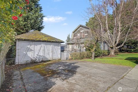 1857 N 54th Street Seattle WA 98103