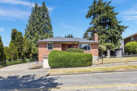 Photo of 1210 S Lucile Street, Seattle, WA 98108 (MLS # 2553941)