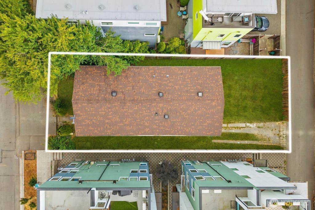 Photo of 3632 36th Avenue S, Seattle, WA 98144 (MLS # 2563260)