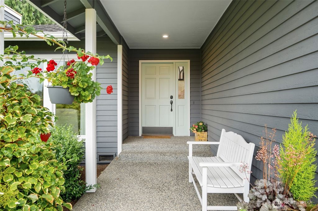 Photo of 13433 42nd Avenue W, Mukilteo, WA 98275 (MLS # 2422885)