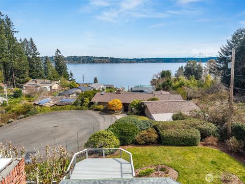 Photo of 2121 Beverly Beach Drive NW, Olympia, WA 98502 (MLS # 2480761)