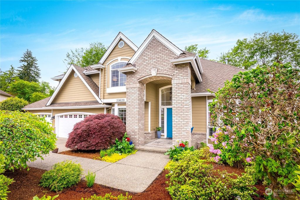 Photo of 21620 32nd Avenue W, Brier, WA 98036 (MLS # 2057696)