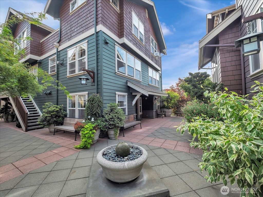 Photo of 5430 California Avenue SW #3B, Seattle, WA 98136 (MLS # 2439766)