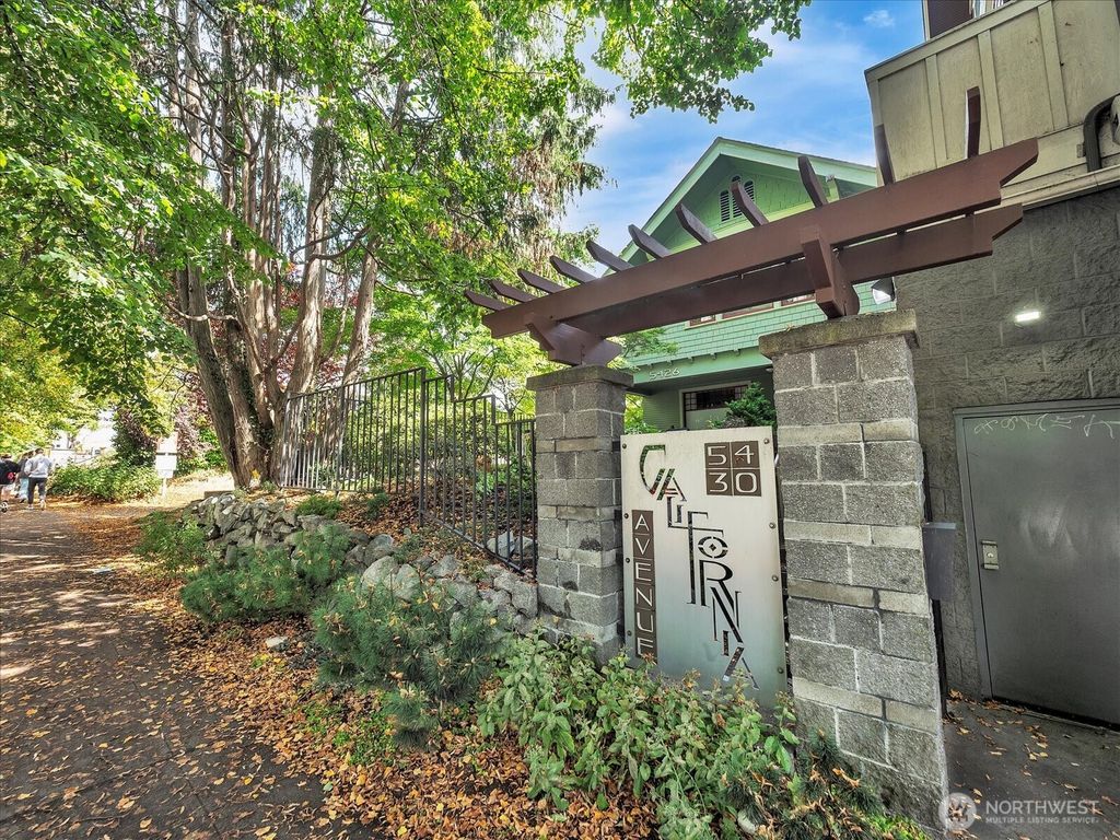 Photo of 5430 California Avenue SW #3B, Seattle, WA 98136 (MLS # 2439766)