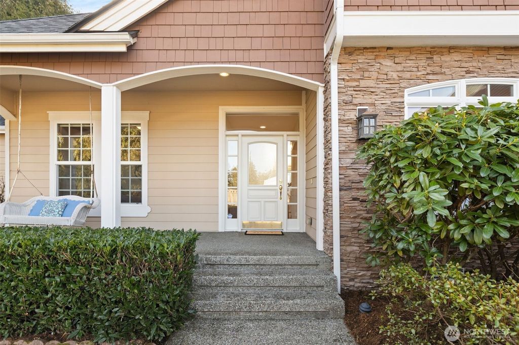 Photo of 21034 135th Place SE, Kent, WA 98042 (MLS # 2487258)