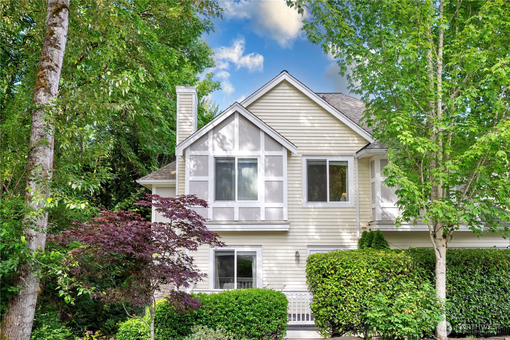 6707 SE Cougar Mountain Way 2