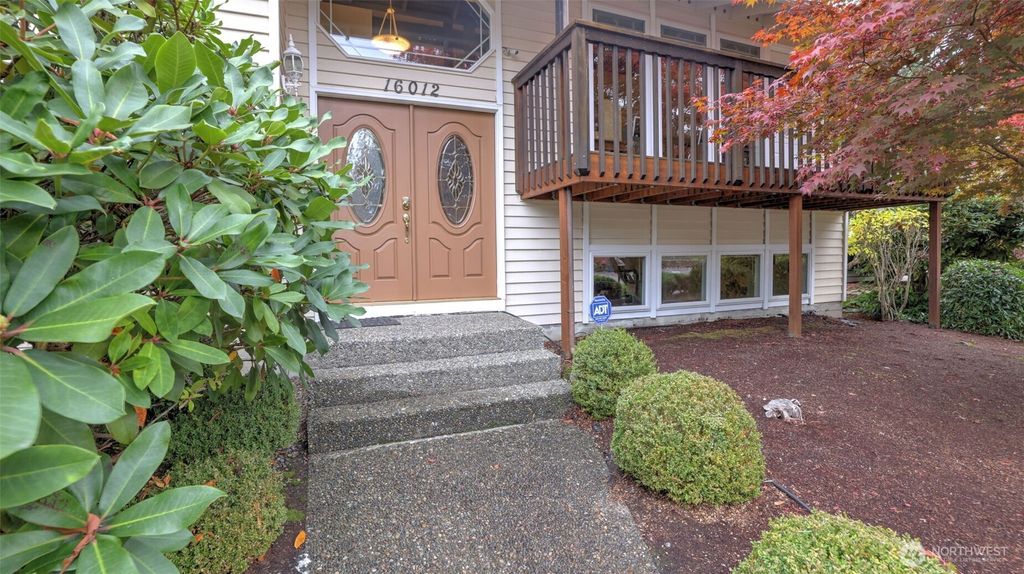 Photo of 16012 SE 172nd Place, Renton, WA 98058 (MLS # 2476983)