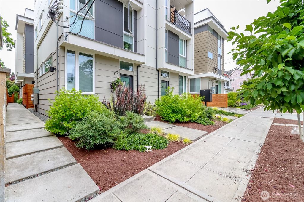 Photo of 8811 Interlake Avenue N #A, Seattle, WA 98103 (MLS # 2424859)