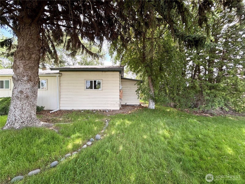4477 Wenatchee Drive NE
