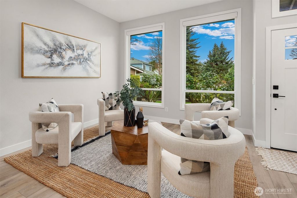 Photo of 12739 NE 133rd Place, Kirkland, WA 98034 (MLS # 2346828)