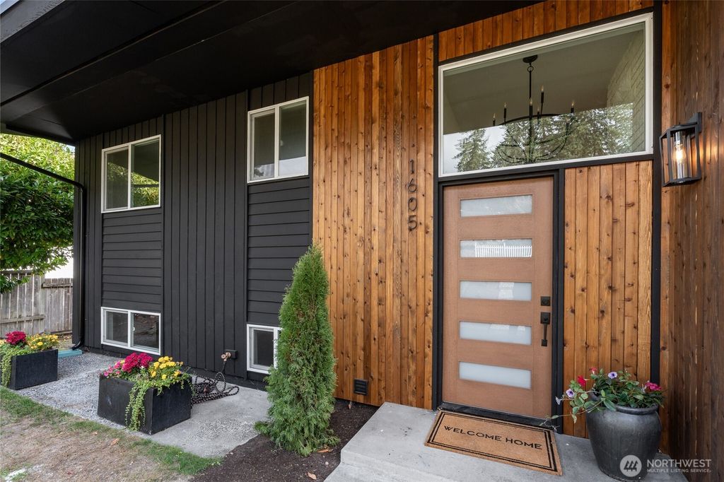 Photo of 1605 S Highland Avenue, Tacoma, WA 98465 (MLS # 2443624)