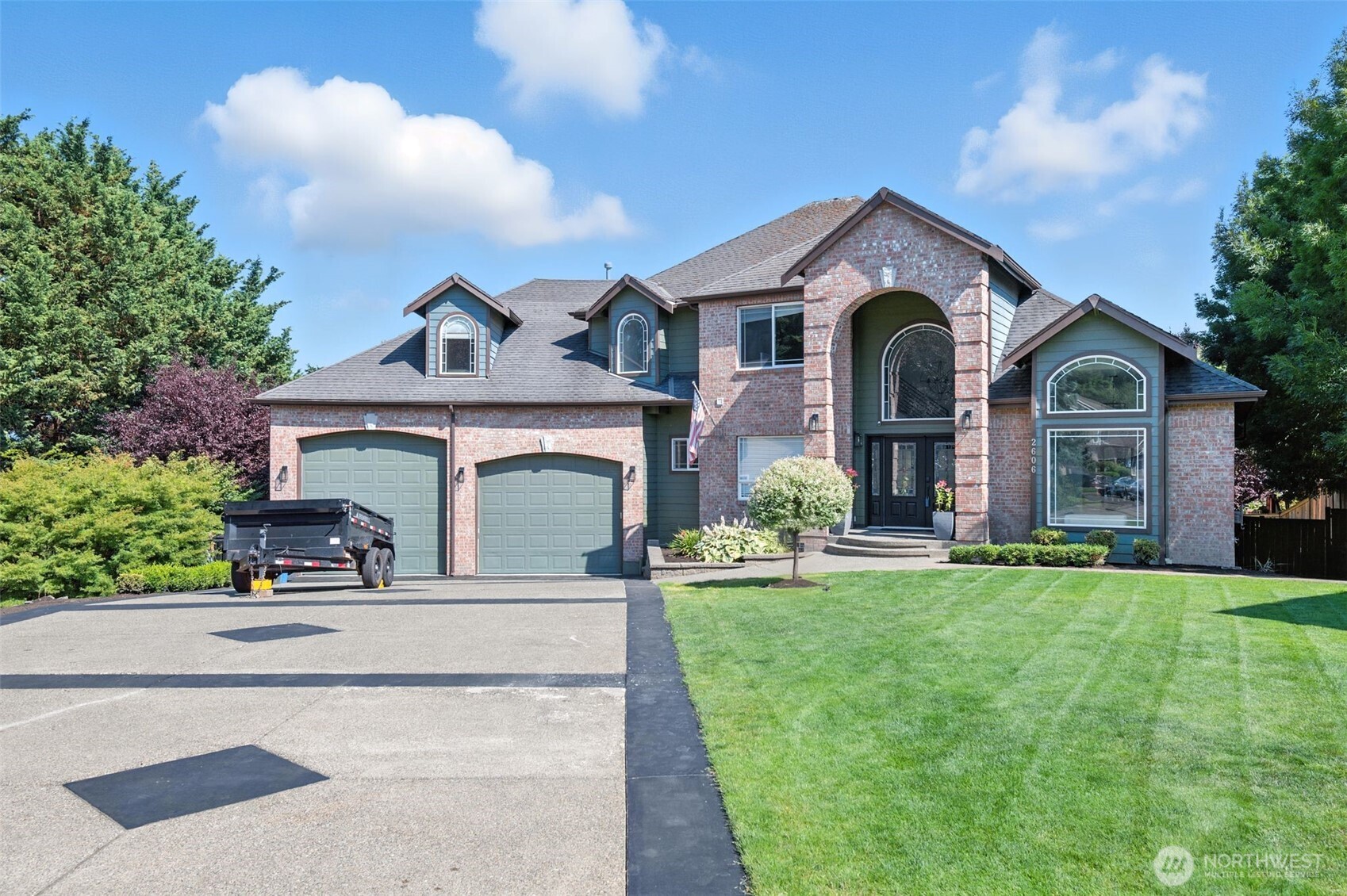 2606 16th Avenue Ct SW