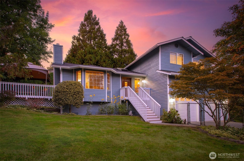 Photo of 16522 Broadway Avenue, Snohomish, WA 98296 (MLS # 2591519)
