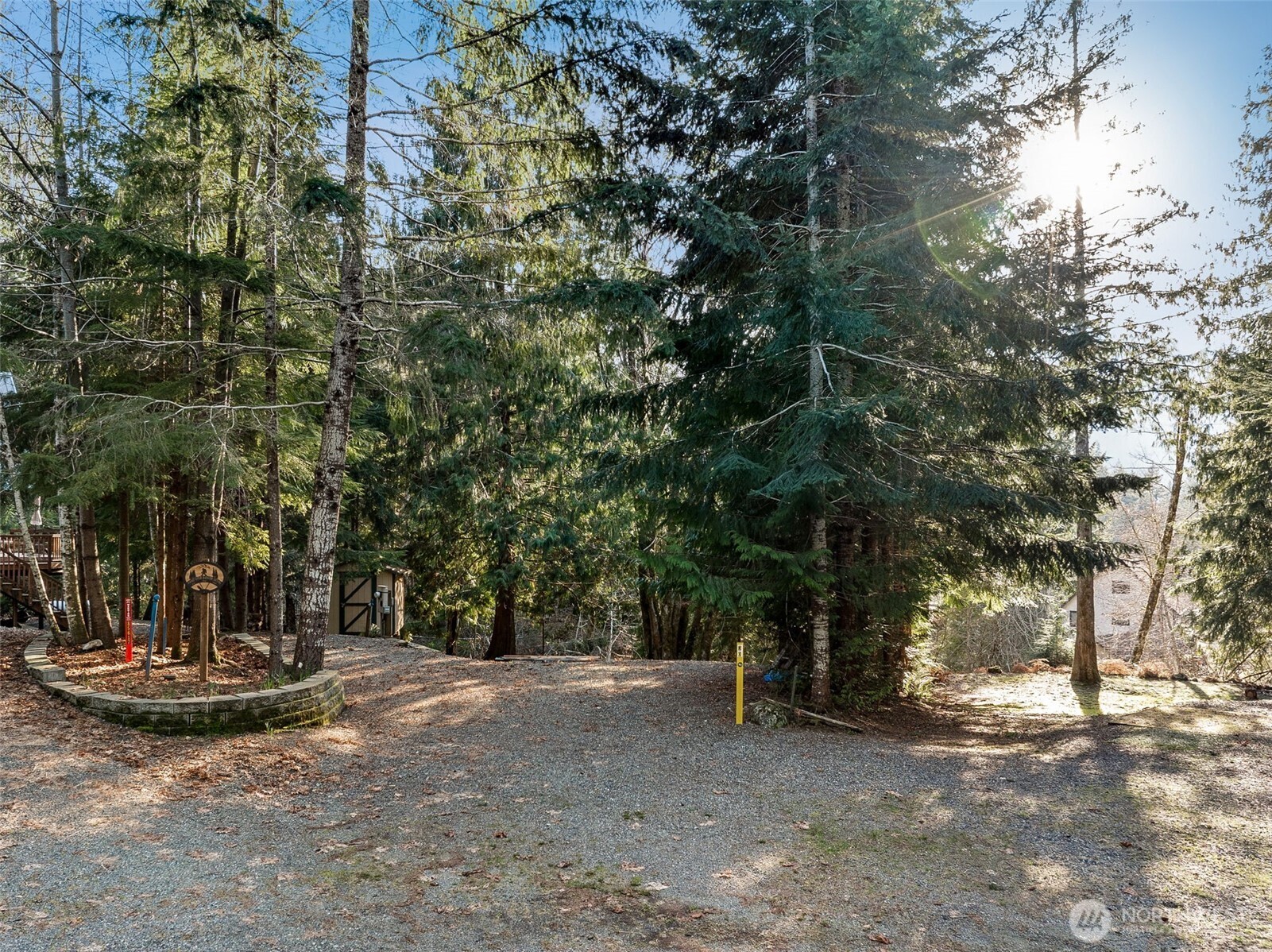 30 N Discovery Place