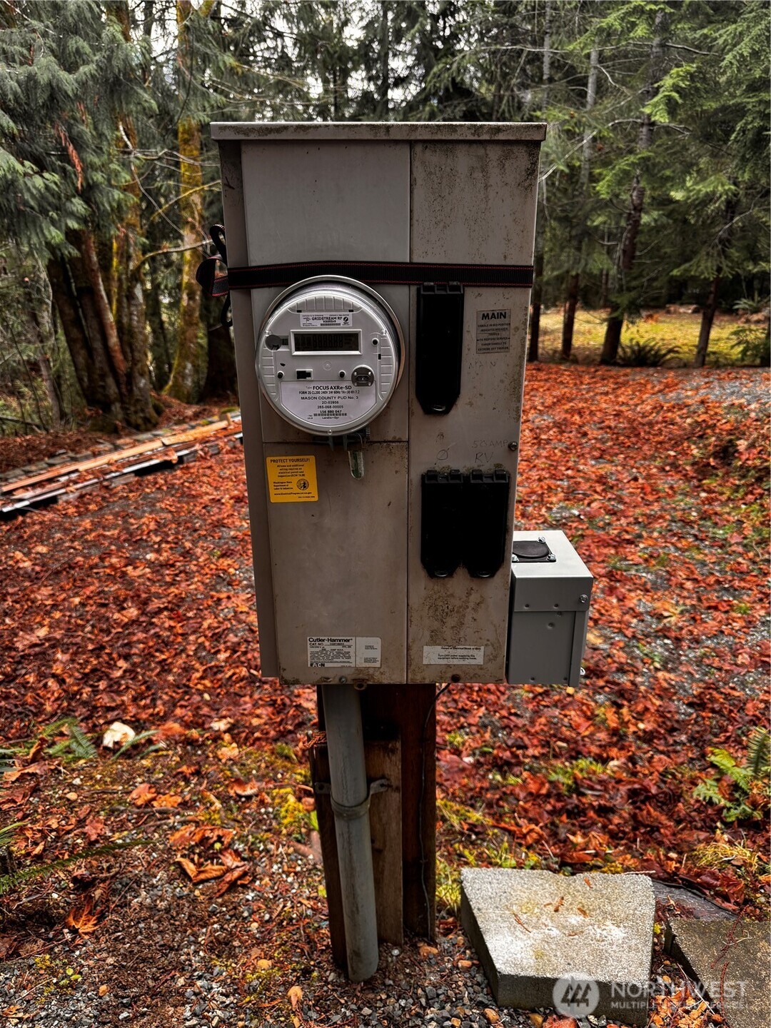 30 N Discovery Place