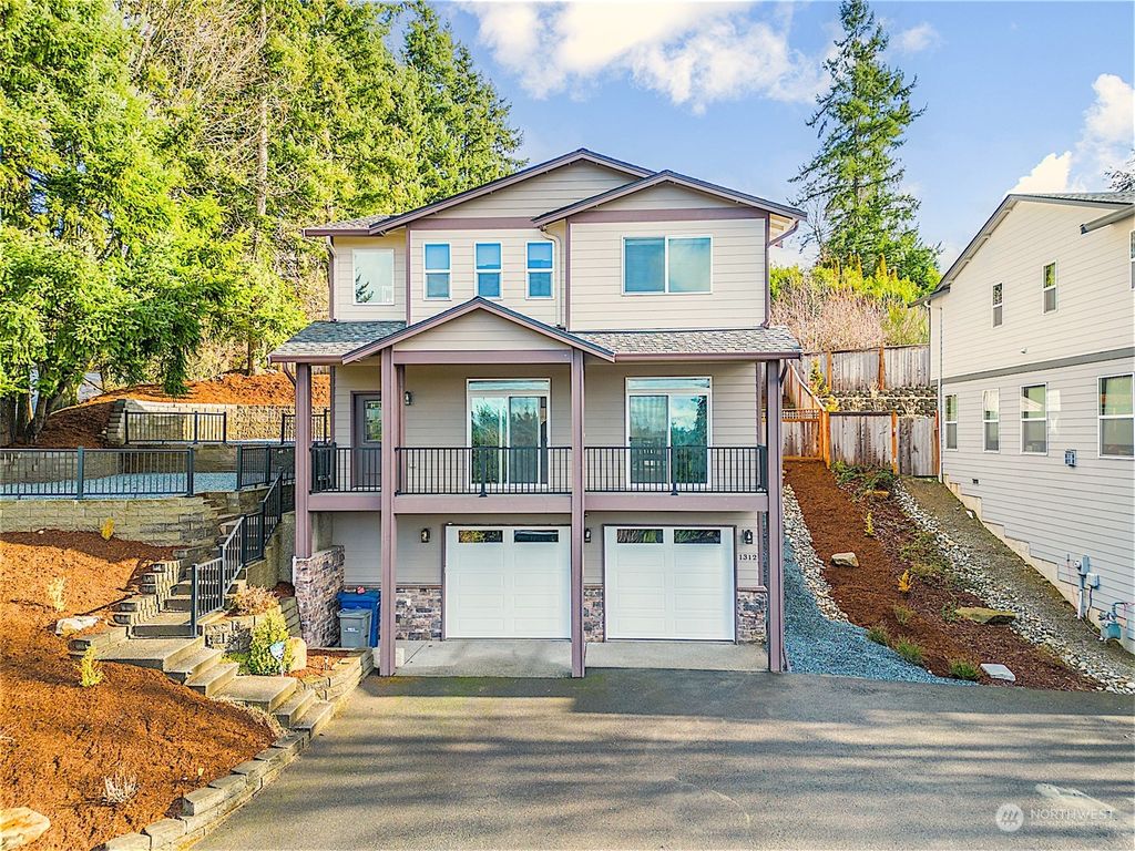 Photo of 1312 Logan Road, Lynnwood, WA 98036 (MLS # 2189097)