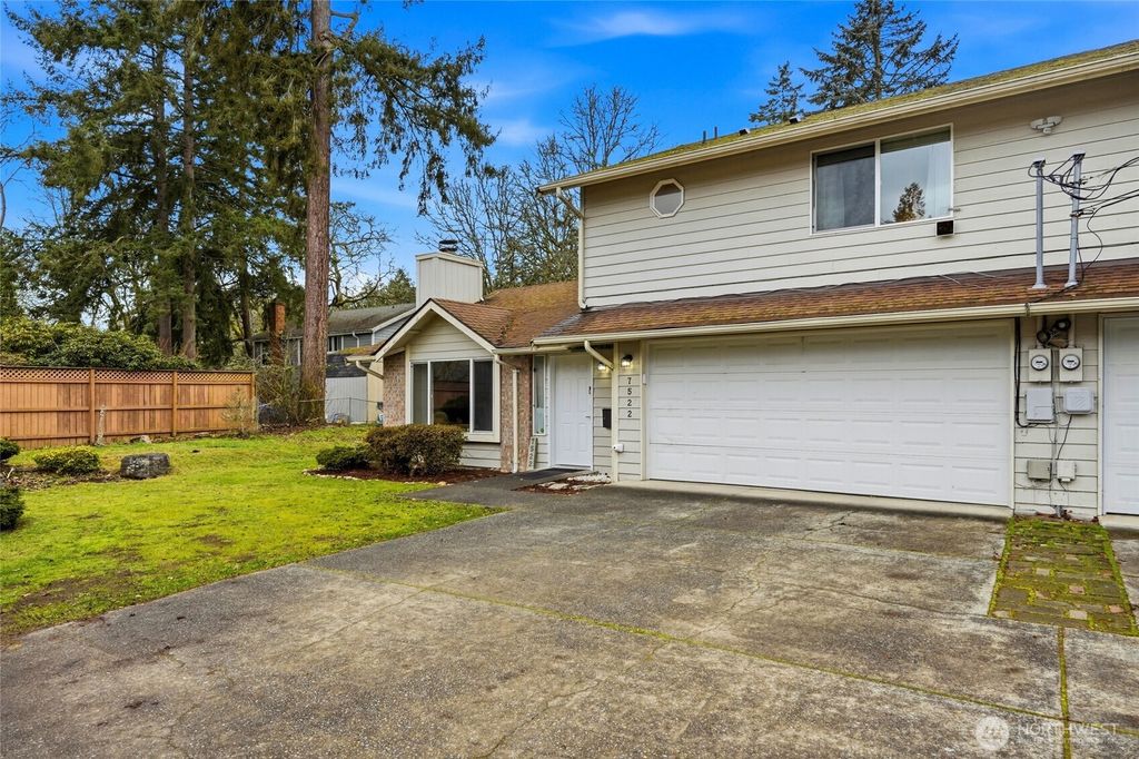 Photo of 7522 64th Ave Ave W, Lakewood, WA 98499 (MLS # 2483047)
