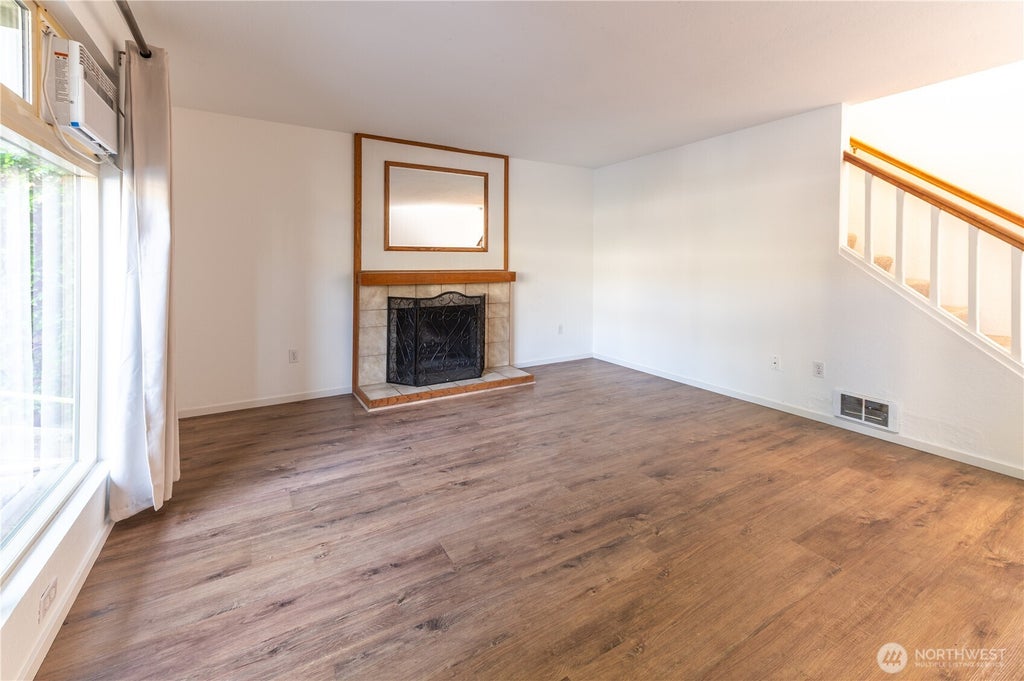 Photo of 4326 156th Street SW #1A, Lynnwood, WA 98087 (MLS # 2575821)