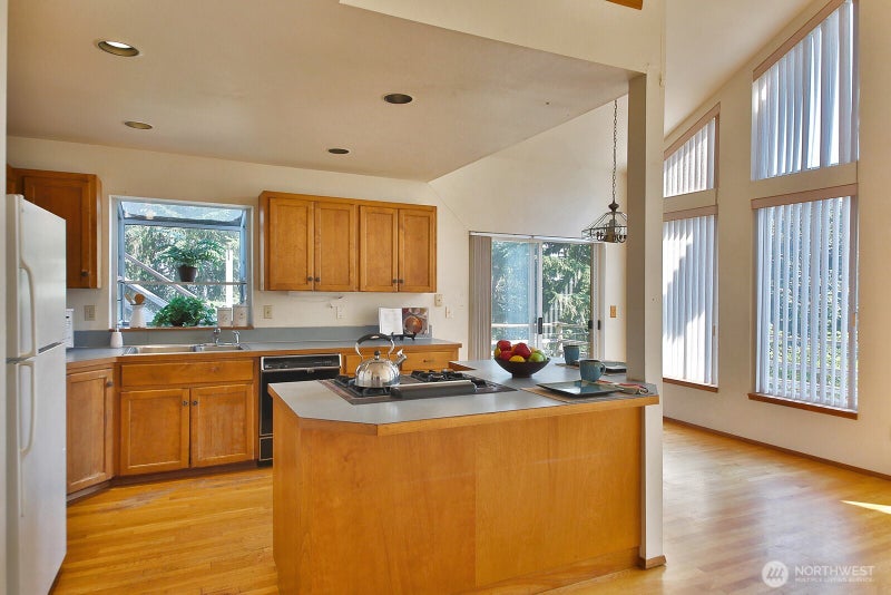 8057 Island Court