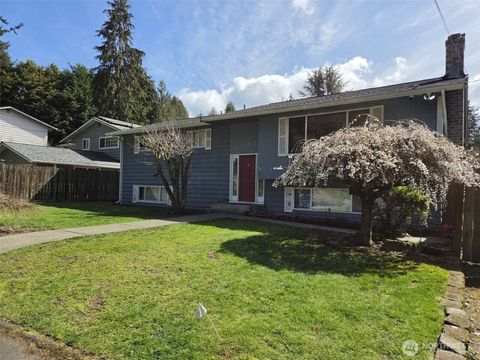 Photo of 302 N 188th Street, Shoreline, WA 98133 (MLS # 2501926)