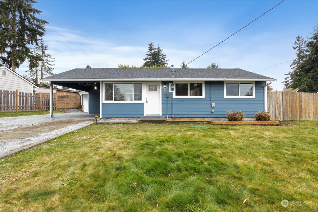 Photo of 30614 2nd Ave SW Ave, Federal Way, WA 98023 (MLS # 2323805)