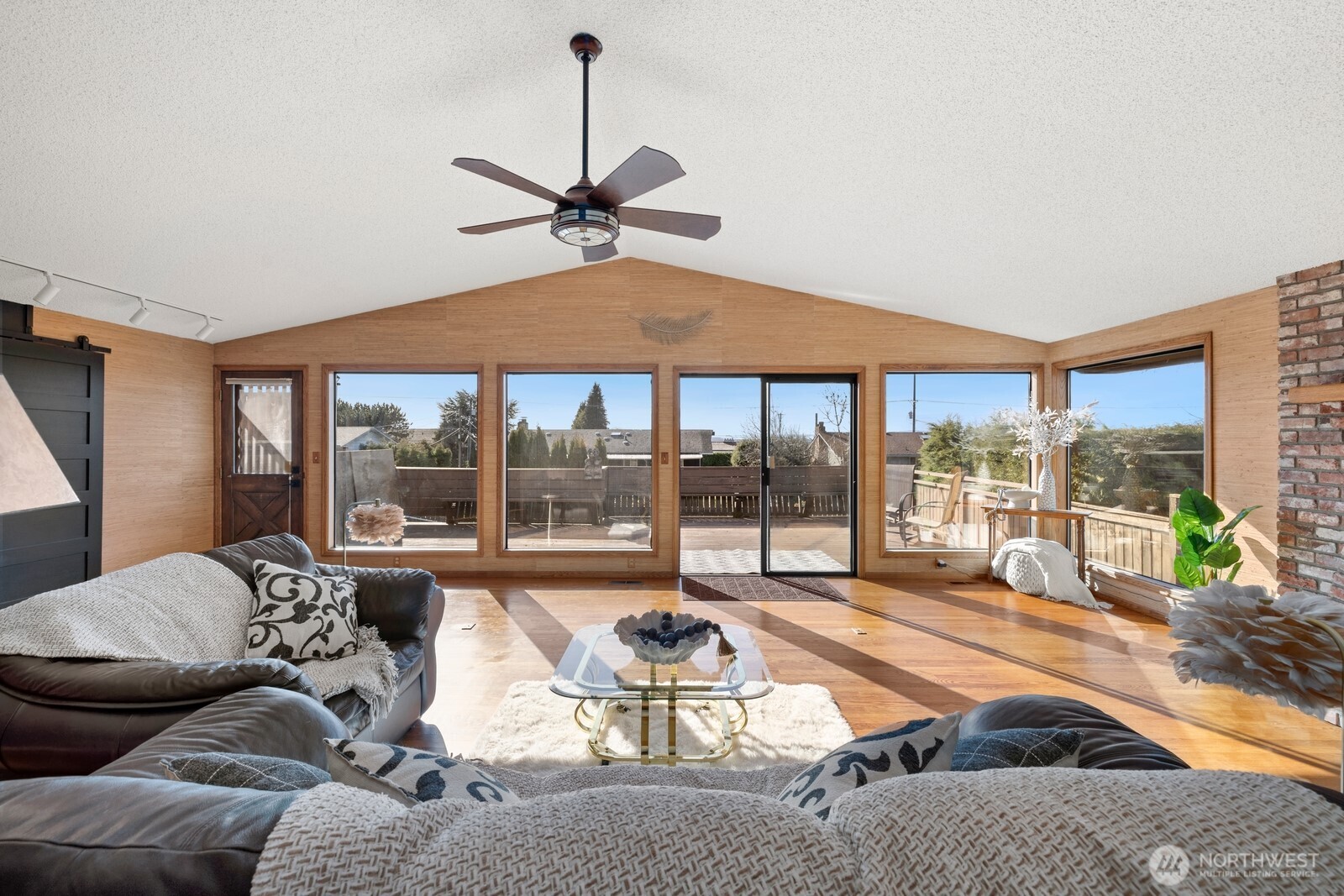 1656 S Geiger Street