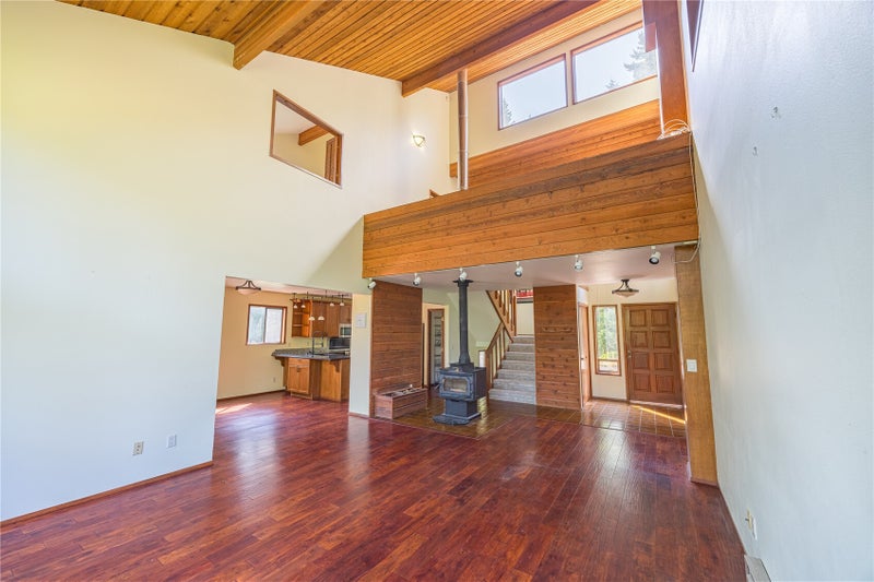 251 E Simmons