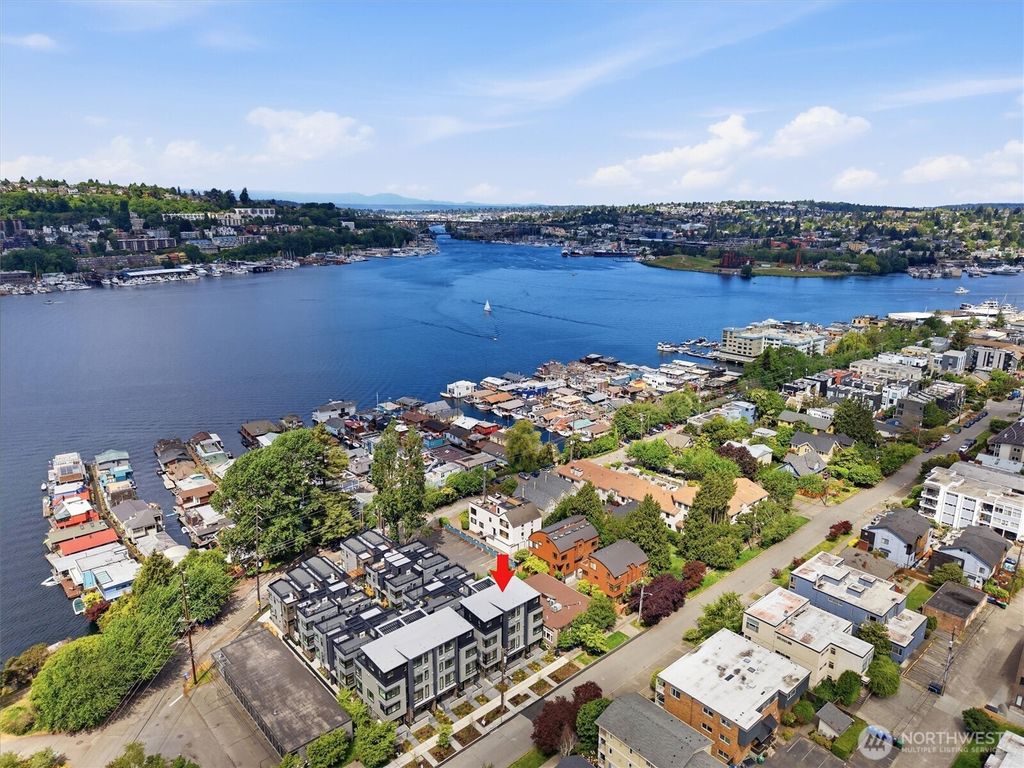 Photo of 2017 Minor Avenue E, Seattle, WA 98102 (MLS # 2526569)