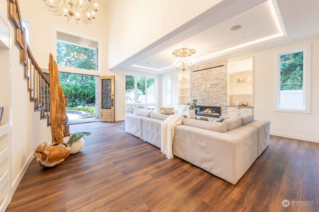Photo of 22012 SE 20th Street, Sammamish, WA 98075 (MLS # 2290896)