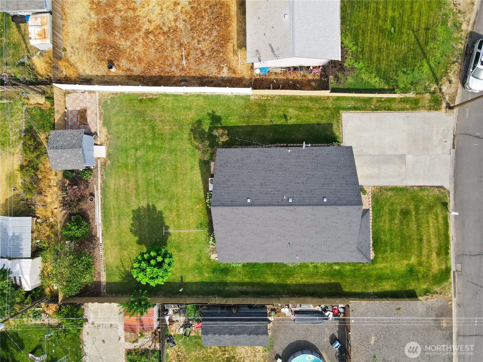 415 E Sylvan Drive