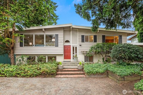 4239 S 185th Street SeaTac WA 98188