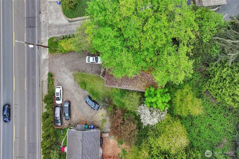 Photo of 119 N 205th Street, Shoreline, WA 98133 (MLS # 2511993)