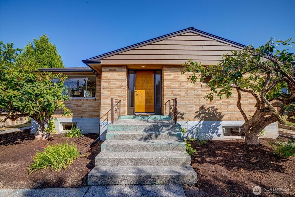 Photo of 6011 S Roxbury Street, Seattle, WA 98118 (MLS # 2402782)