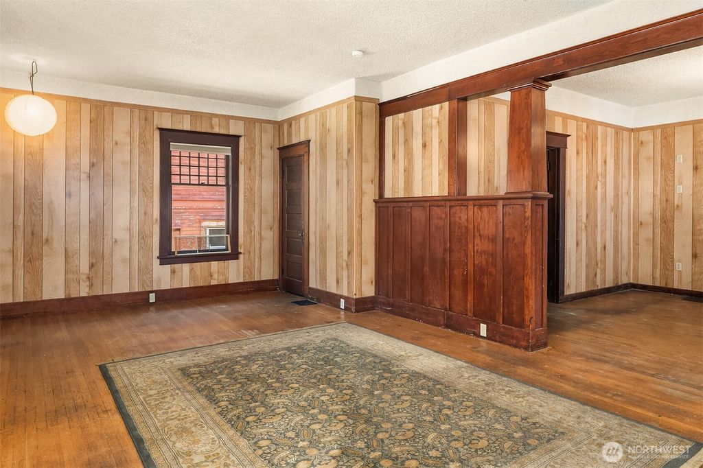 Photo of 3917 S Hudson Street, Seattle, WA 98118 (MLS # 2420718)