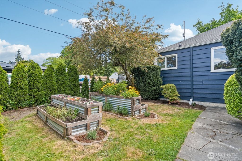 Photo of 8254 Densmore Avenue N, Seattle, WA 98103 (MLS # 2374405)