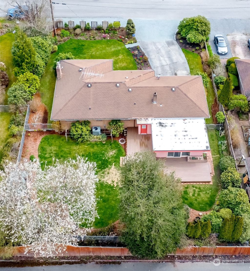 Photo of 1012 Alice Avenue, Snohomish, WA 98290 (MLS # 2053052)