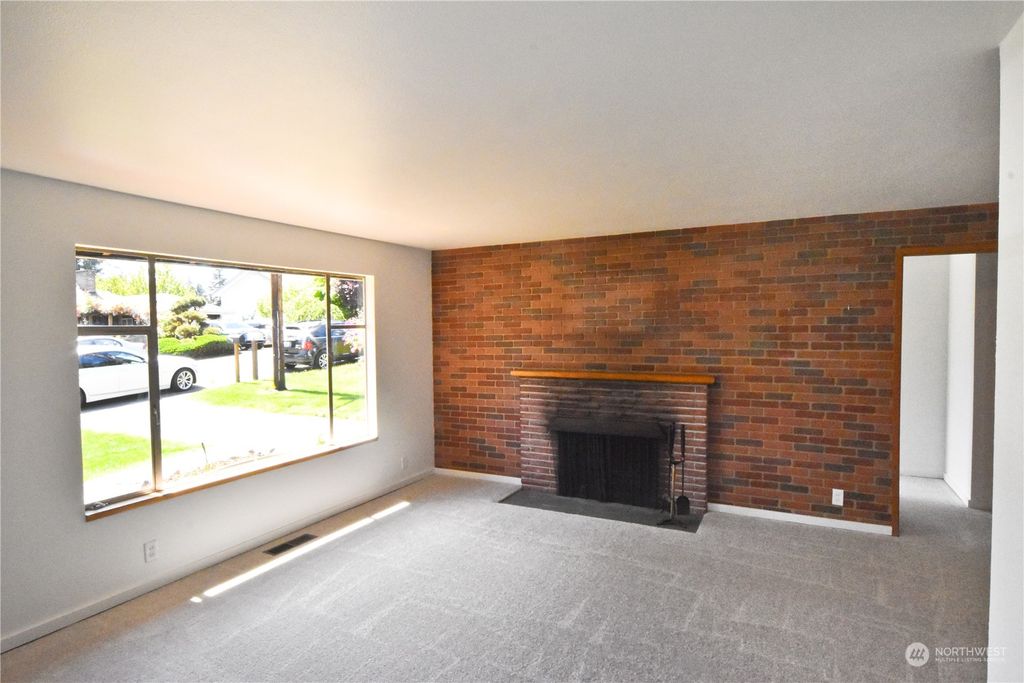 Photo of 4324 S 181st Street, SeaTac, WA 98188 (MLS # 2235703)