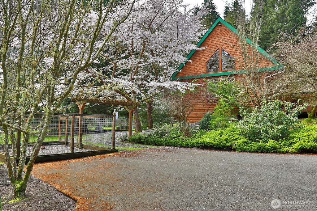 Photo of 2699 Salal Lane, Langley, WA 98260 (MLS # 2576037)