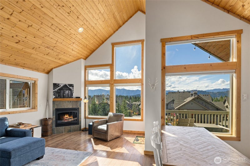 160 Flagstone Lane