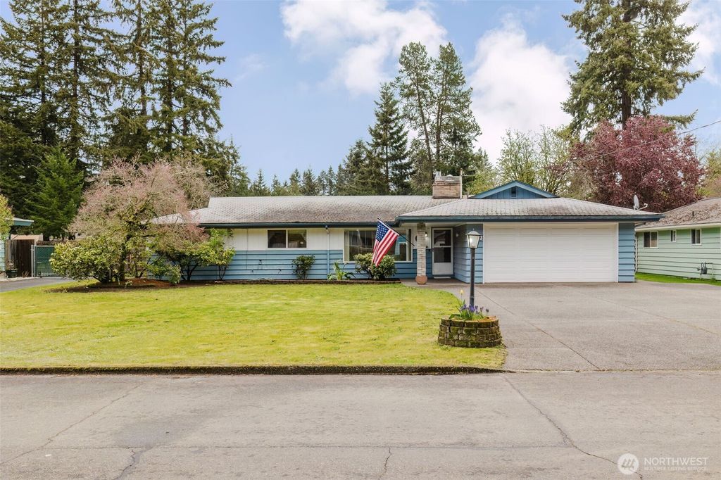 Photo of 2593 Pine Tree Drive, Port Orchard, WA 98366 (MLS # 2506974)