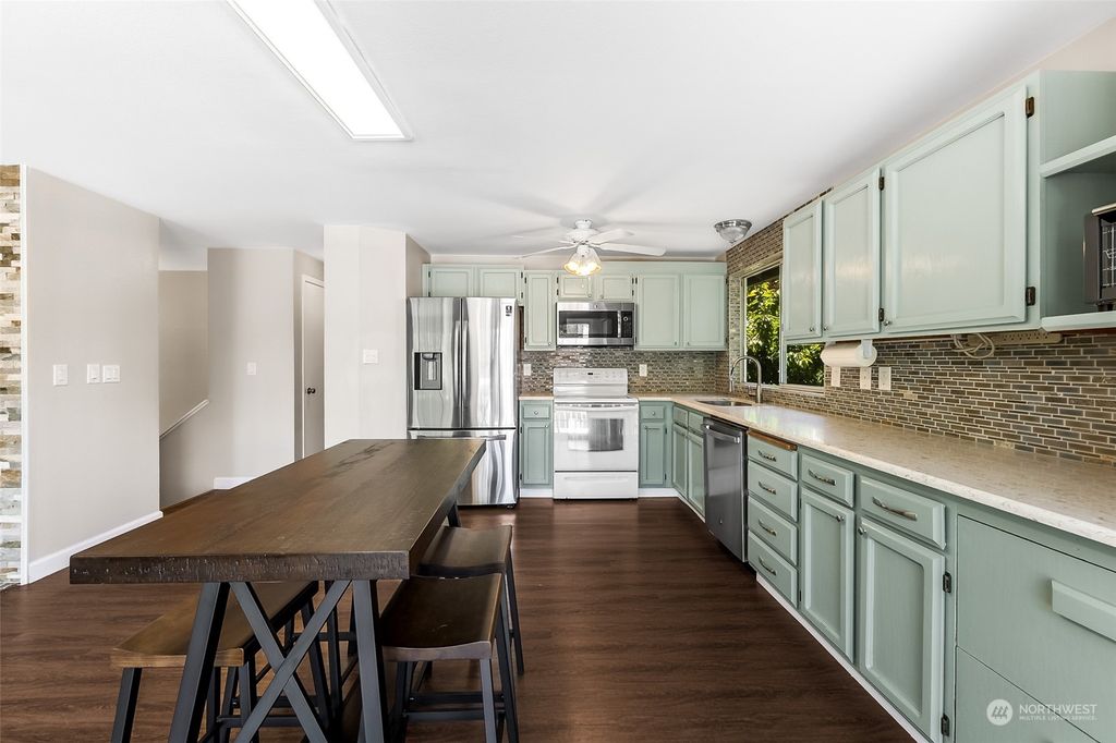 listing image 9363357771540277222