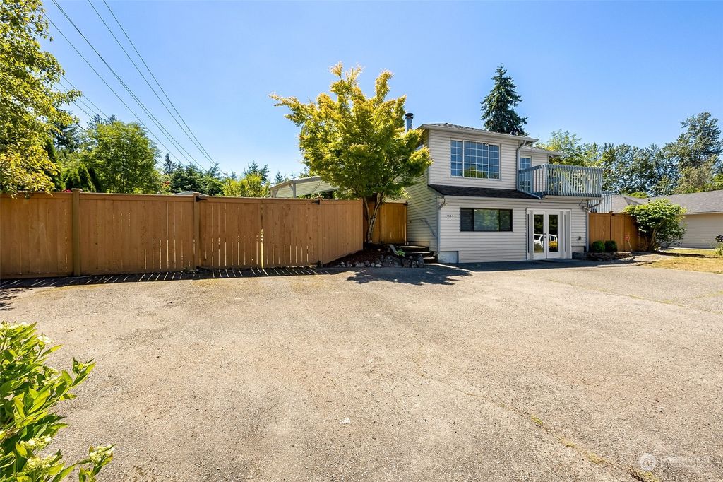 listing image 9361065929877464293