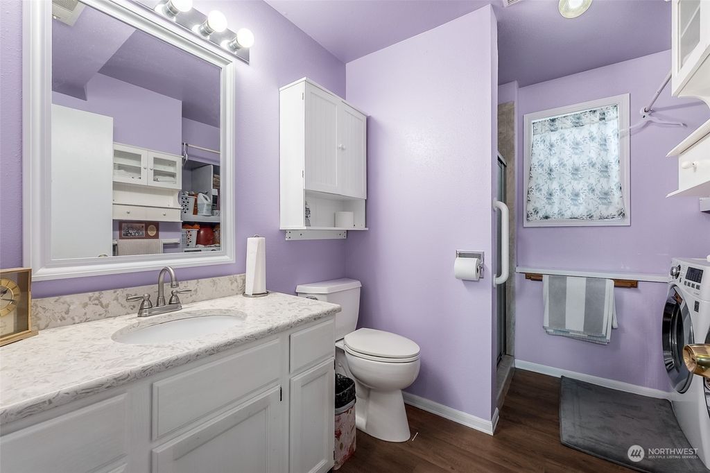 listing image 9361379095619042112